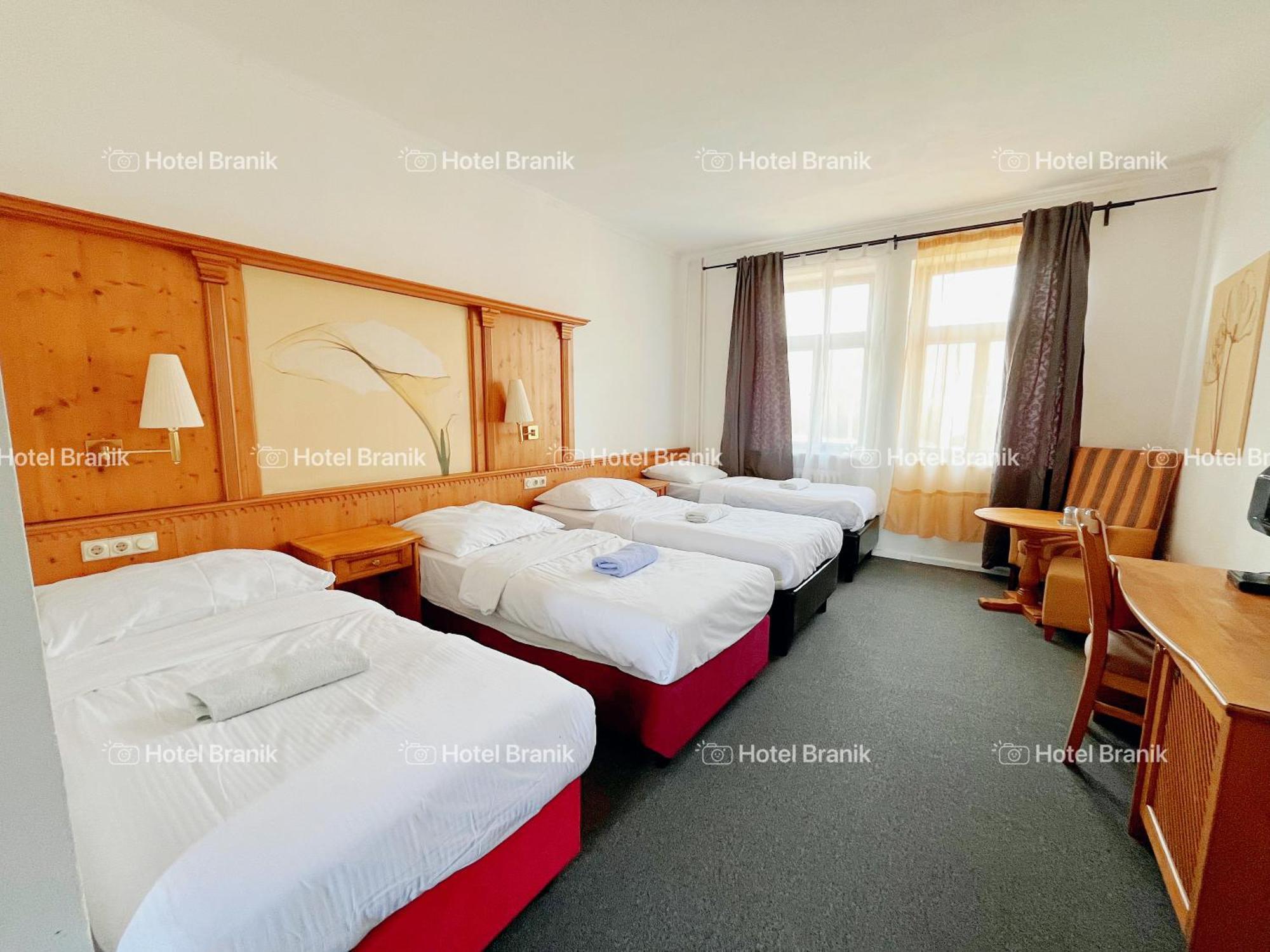 Hotel Branik Πράγα Εξωτερικό φωτογραφία