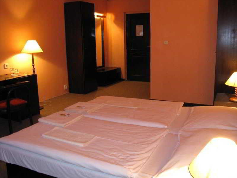 Hotel Branik Πράγα Εξωτερικό φωτογραφία