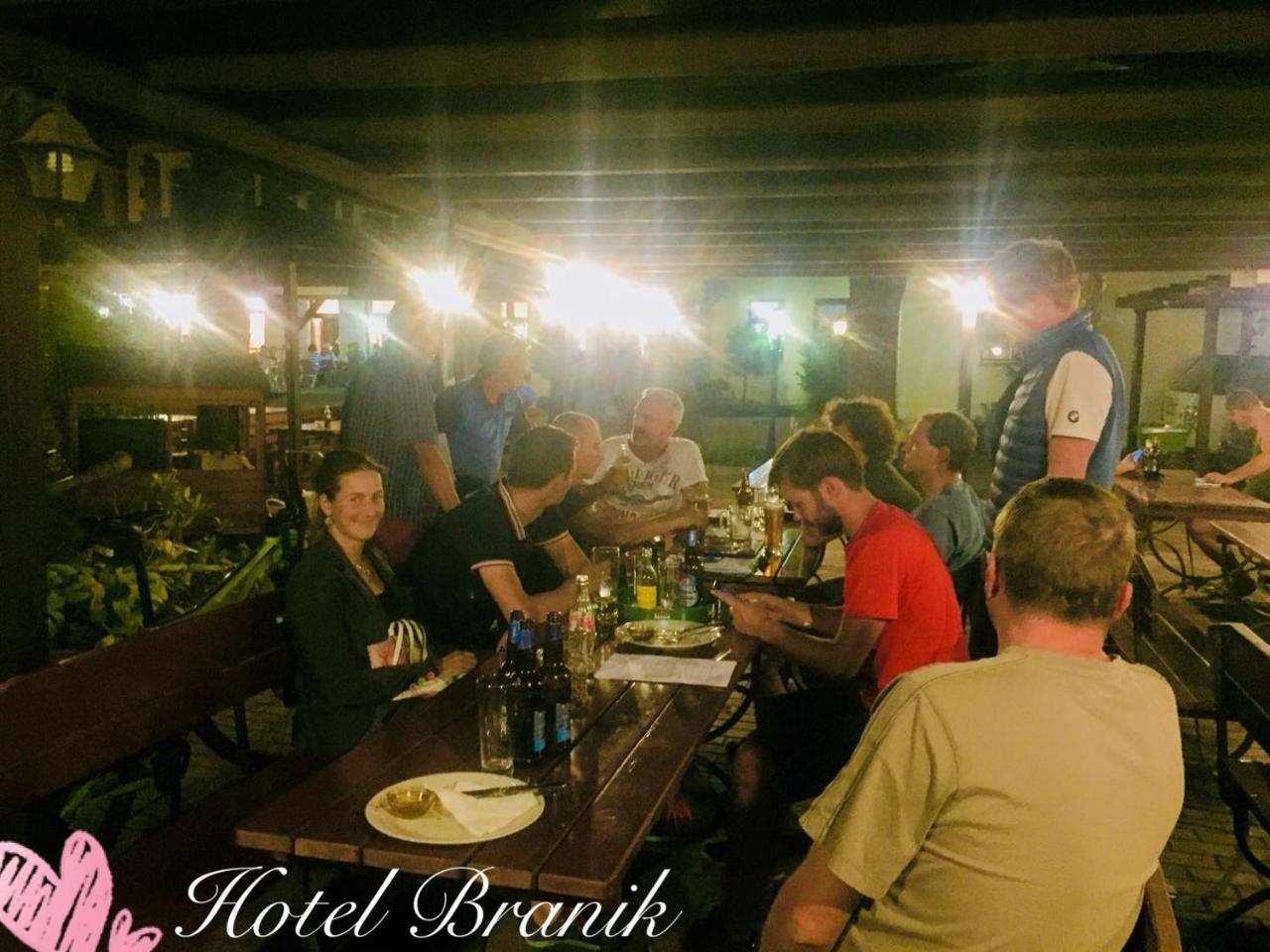 Hotel Branik Πράγα Εξωτερικό φωτογραφία