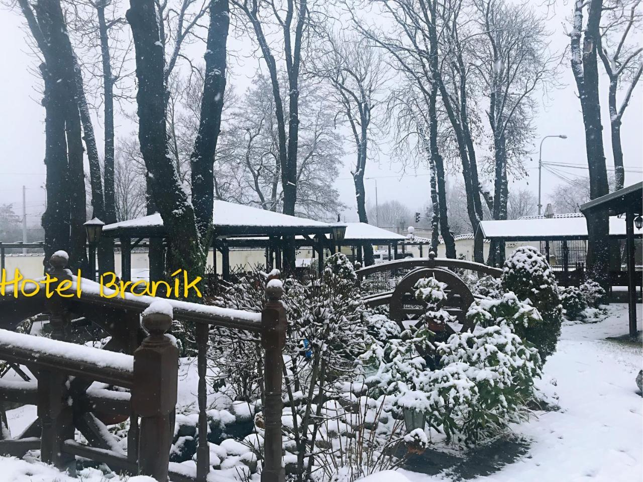 Hotel Branik Πράγα Εξωτερικό φωτογραφία