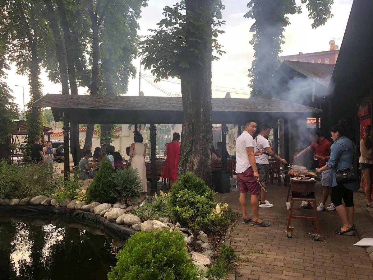 Hotel Branik Πράγα Εξωτερικό φωτογραφία