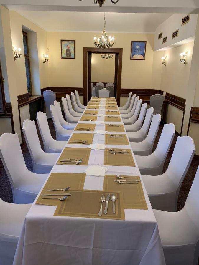Hotel Branik Πράγα Εξωτερικό φωτογραφία