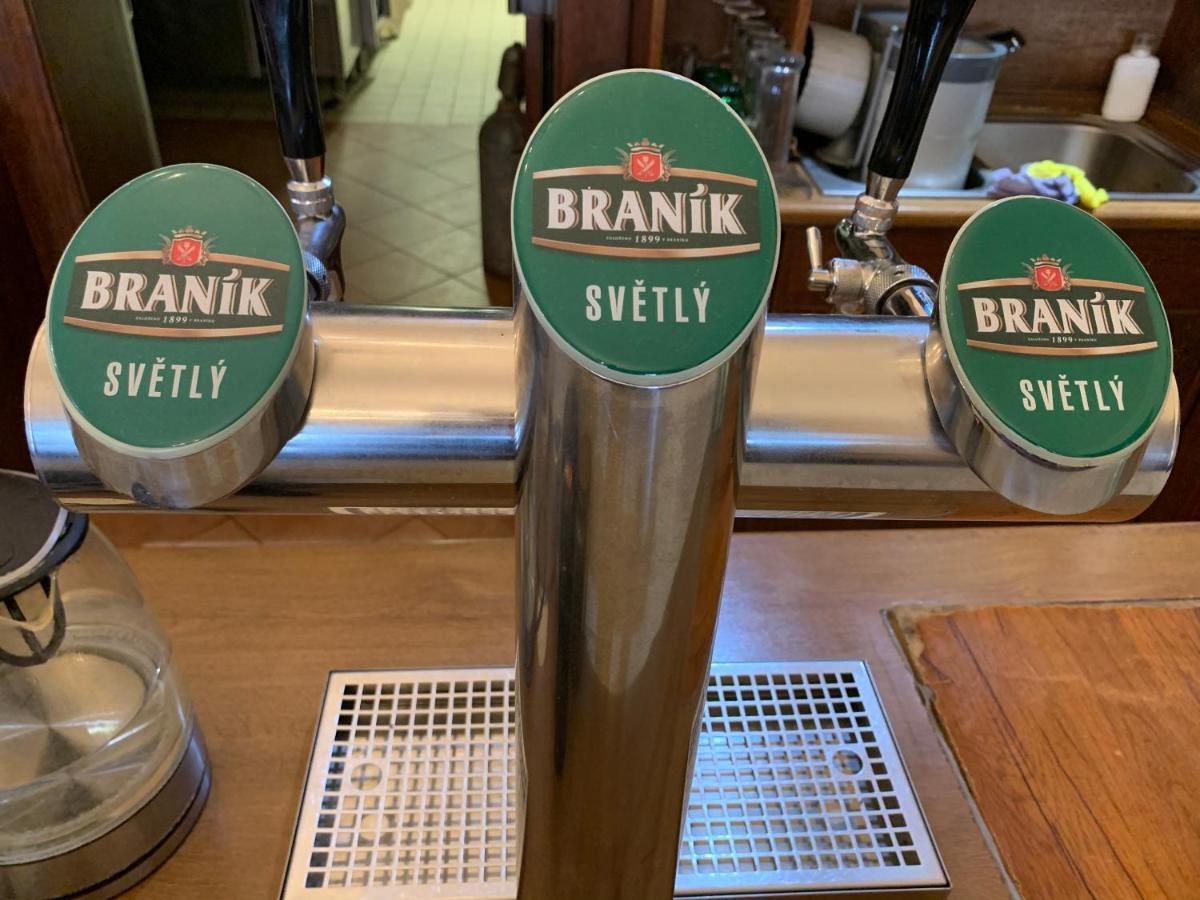 Hotel Branik Πράγα Εξωτερικό φωτογραφία